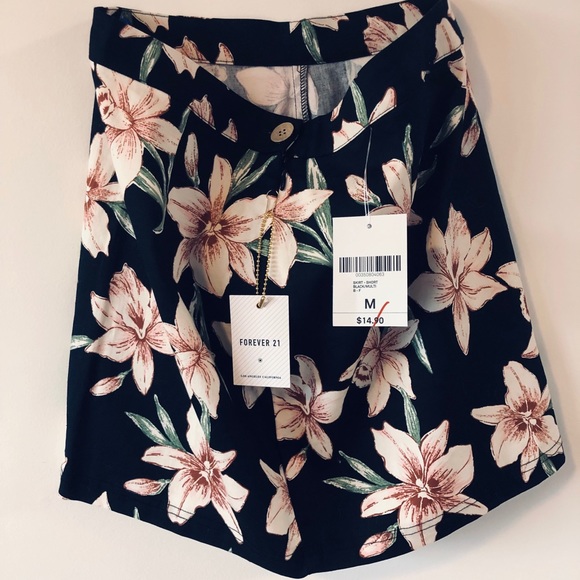 5/$25 Forever21 black Orchid floral skirt - Picture 2 of 6